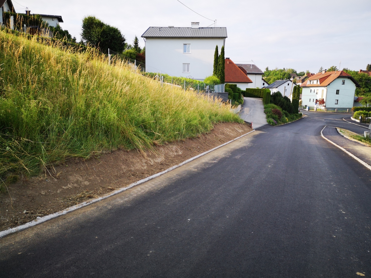 STRASSENBAU