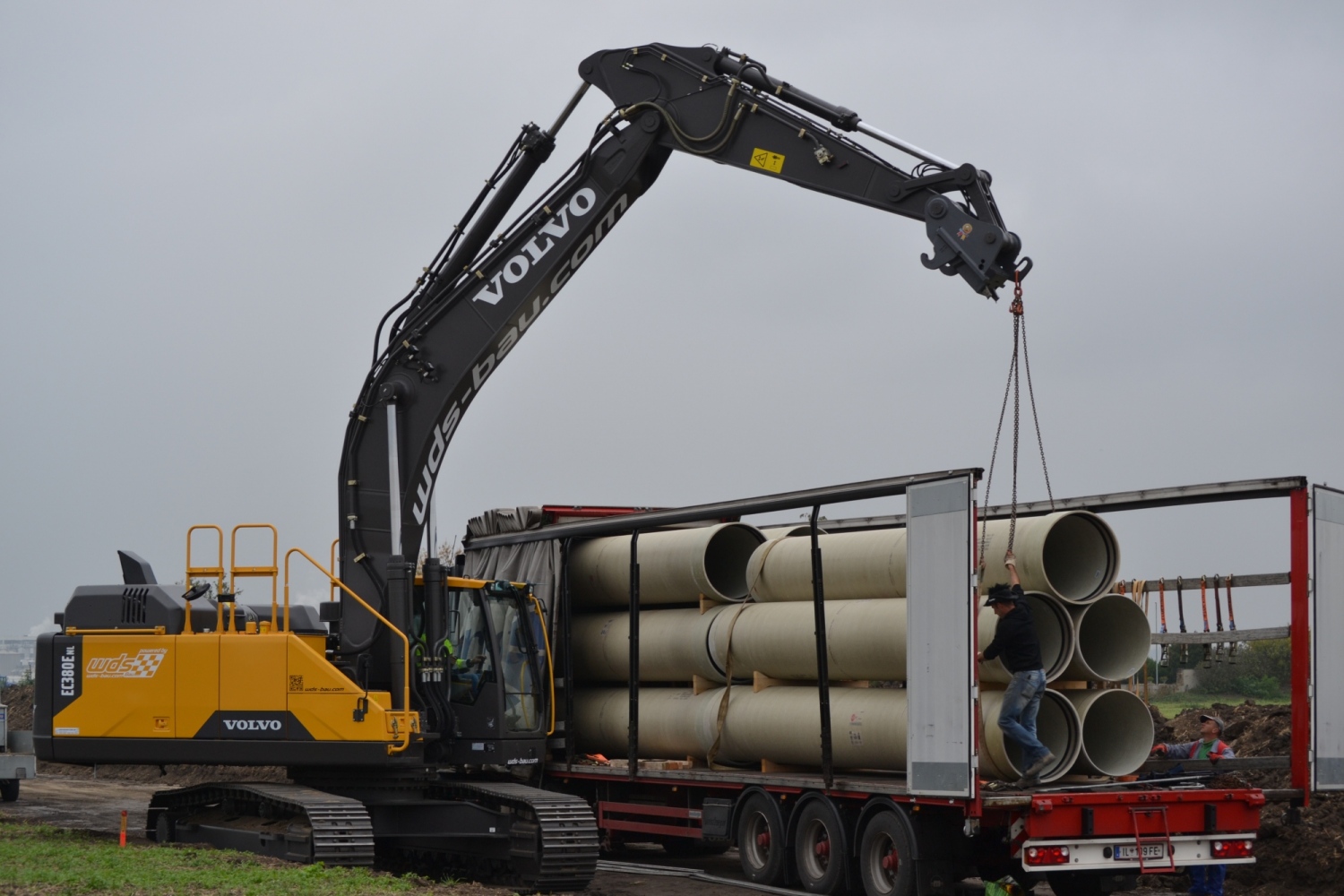 VOLVO EC 380
